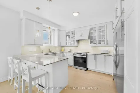 61 Milligan Street Bradford West Gwillimbury ON L3Z 0A4