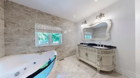 58 Highland Park Boulevard Markham ON L3T 1B3