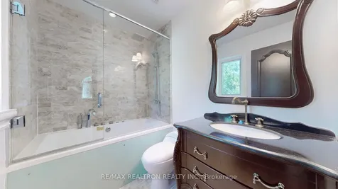 58 Highland Park Boulevard Markham ON L3T 1B3