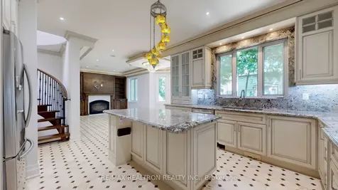 58 Highland Park Boulevard Markham ON L3T 1B3