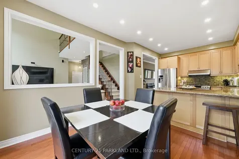 18 Turnbridge Road Aurora ON L4G 7R9