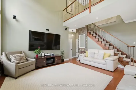 18 Turnbridge Road Aurora ON L4G 7R9