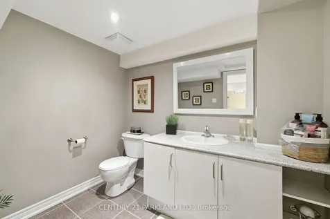 18 Turnbridge Road Aurora ON L4G 7R9