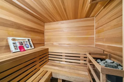 18 Turnbridge Road Aurora ON L4G 7R9