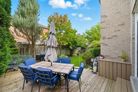 18 Turnbridge Road Aurora ON L4G 7R9