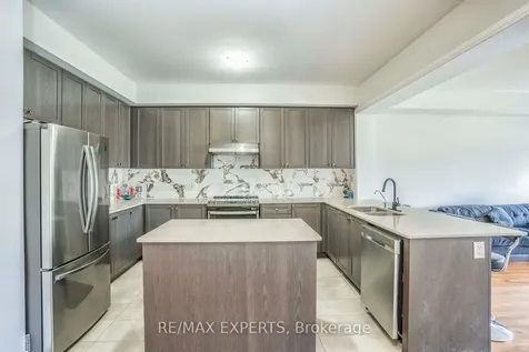 54 Landolfi Way Bradford West Gwillimbury ON L3Z 4L7