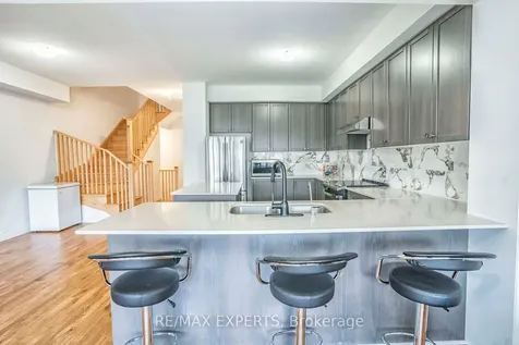 54 Landolfi Way Bradford West Gwillimbury ON L3Z 4L7