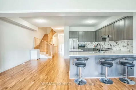 54 Landolfi Way Bradford West Gwillimbury ON L3Z 4L7