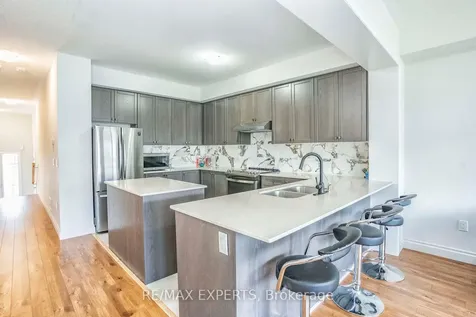 54 Landolfi Way Bradford West Gwillimbury ON L3Z 4L7