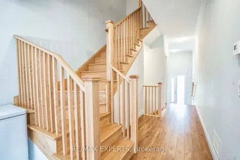 54 Landolfi Way Bradford West Gwillimbury ON L3Z 4L7