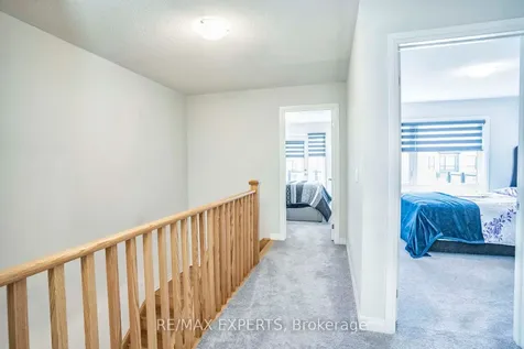 54 Landolfi Way Bradford West Gwillimbury ON L3Z 4L7