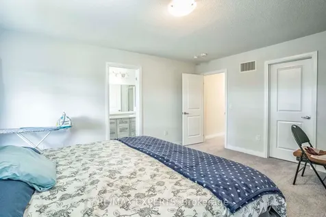 54 Landolfi Way Bradford West Gwillimbury ON L3Z 4L7