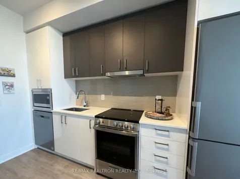 50 Upper Mall Way Vaughan ON L4J 0L8
