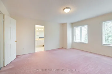 89 Snowdon Circle Markham ON L3P 7S5