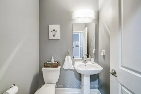 61 Algeo Way Bradford West Gwillimbury ON L3Z 0W1