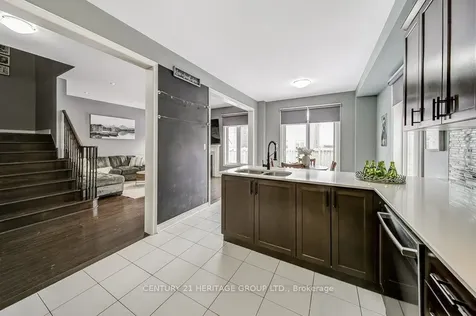 61 Algeo Way Bradford West Gwillimbury ON L3Z 0W1