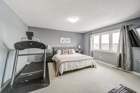 61 Algeo Way Bradford West Gwillimbury ON L3Z 0W1