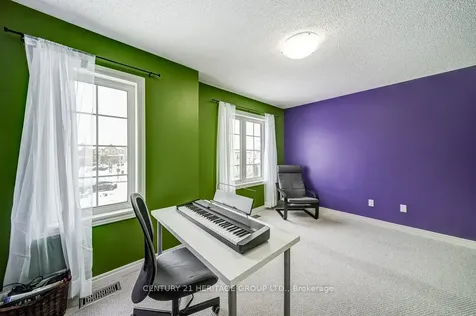 61 Algeo Way Bradford West Gwillimbury ON L3Z 0W1