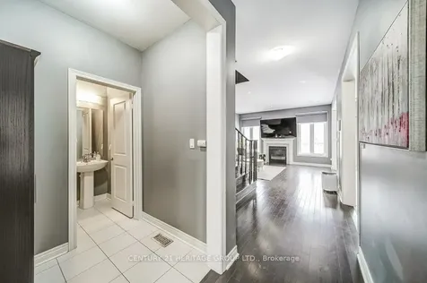 61 Algeo Way Bradford West Gwillimbury ON L3Z 0W1