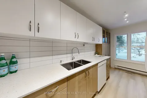 50 Gordon Way Markham ON L3T 5A2