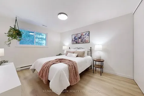 50 Gordon Way Markham ON L3T 5A2