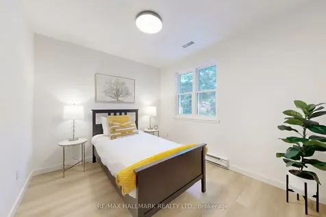 50 Gordon Way Markham ON L3T 5A2