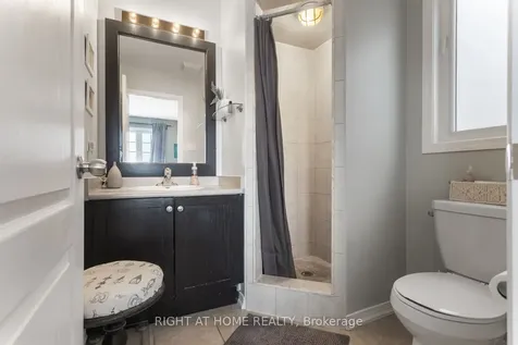 32 Rennie Street Brock ON L0C 1H0