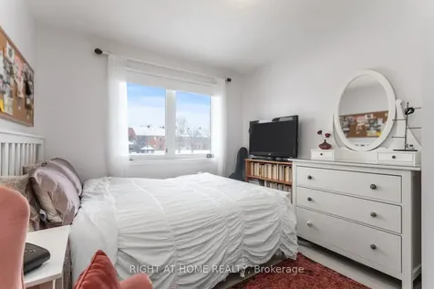 32 Rennie Street Brock ON L0C 1H0