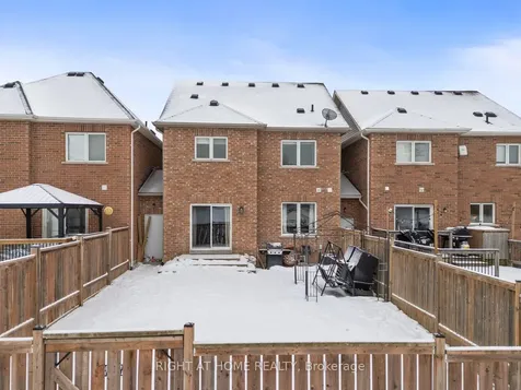 32 Rennie Street Brock ON L0C 1H0