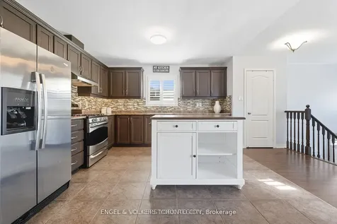 23 Weir Street Bradford West Gwillimbury ON L3Z 0K6