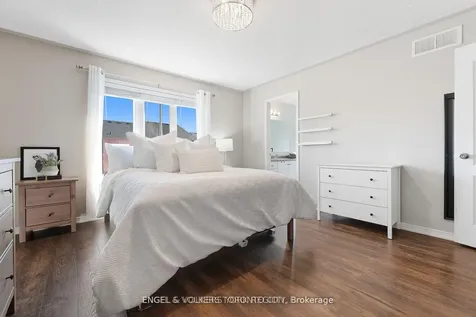 23 Weir Street Bradford West Gwillimbury ON L3Z 0K6