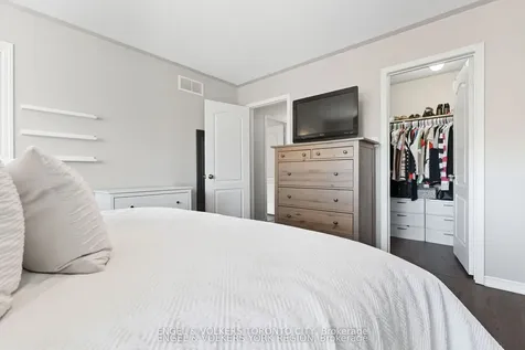 23 Weir Street Bradford West Gwillimbury ON L3Z 0K6