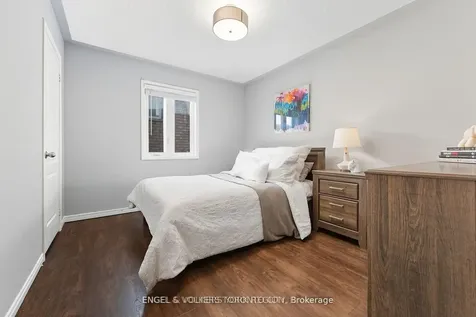 23 Weir Street Bradford West Gwillimbury ON L3Z 0K6