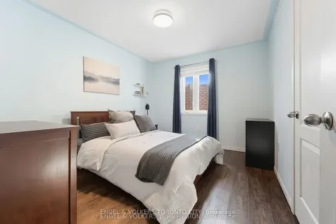 23 Weir Street Bradford West Gwillimbury ON L3Z 0K6