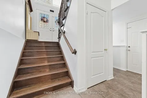 23 Weir Street Bradford West Gwillimbury ON L3Z 0K6