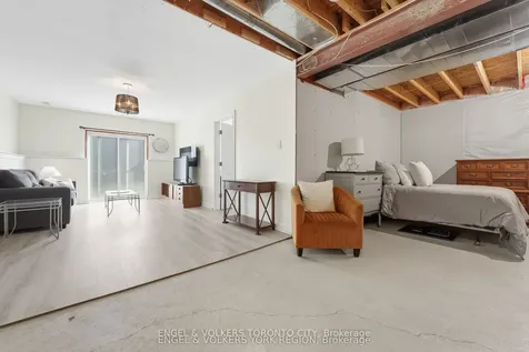 23 Weir Street Bradford West Gwillimbury ON L3Z 0K6