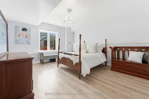 23 Weir Street Bradford West Gwillimbury ON L3Z 0K6