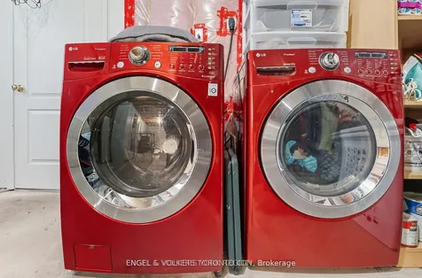 23 Weir Street Bradford West Gwillimbury ON L3Z 0K6