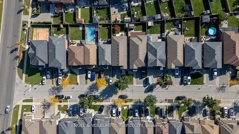 23 Weir Street Bradford West Gwillimbury ON L3Z 0K6