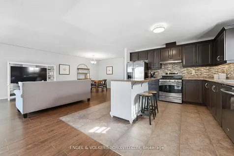 23 Weir Street Bradford West Gwillimbury ON L3Z 0K6