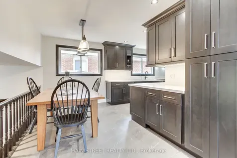 124 Lee Avenue Bradford West Gwillimbury ON L3Z 1A9