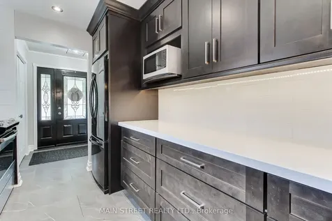 124 Lee Avenue Bradford West Gwillimbury ON L3Z 1A9