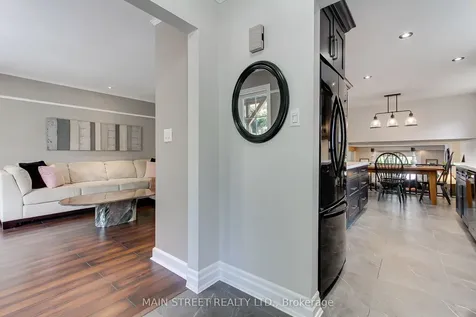 124 Lee Avenue Bradford West Gwillimbury ON L3Z 1A9