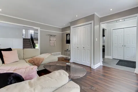 124 Lee Avenue Bradford West Gwillimbury ON L3Z 1A9