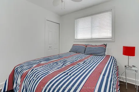 124 Lee Avenue Bradford West Gwillimbury ON L3Z 1A9