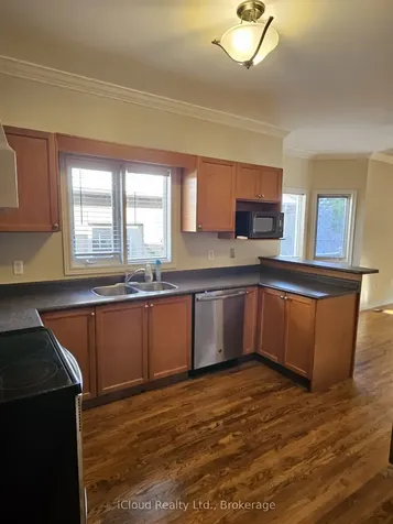 500 Stone Road Aurora ON L4G 6Z7