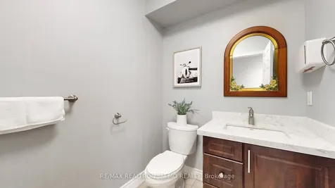 431 Stone Road Aurora ON L4G 6Z5