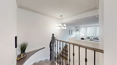 431 Stone Road Aurora ON L4G 6Z5