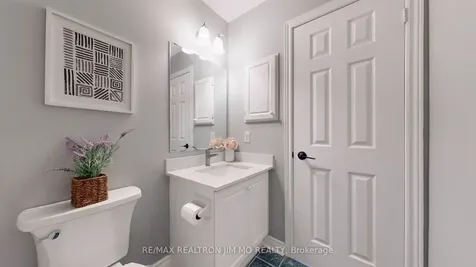 431 Stone Road Aurora ON L4G 6Z5