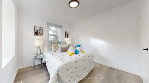 431 Stone Road Aurora ON L4G 6Z5